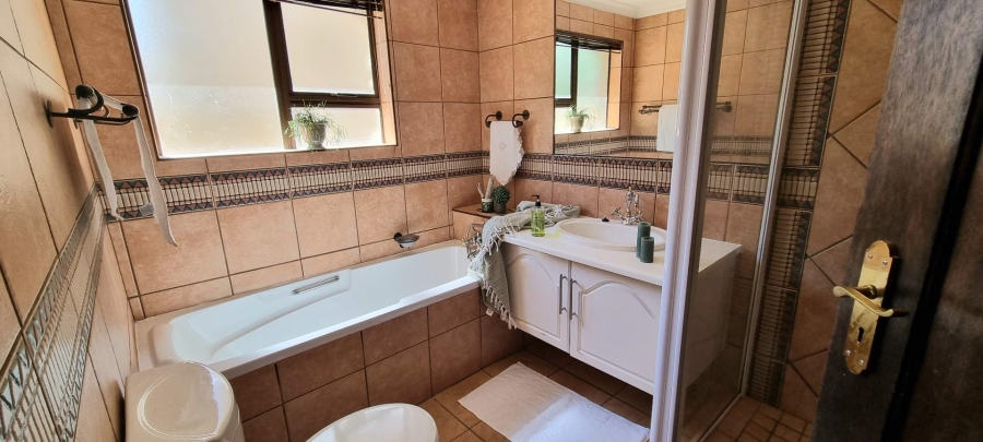 3 Bedroom Property for Sale in Dan Pienaar Free State